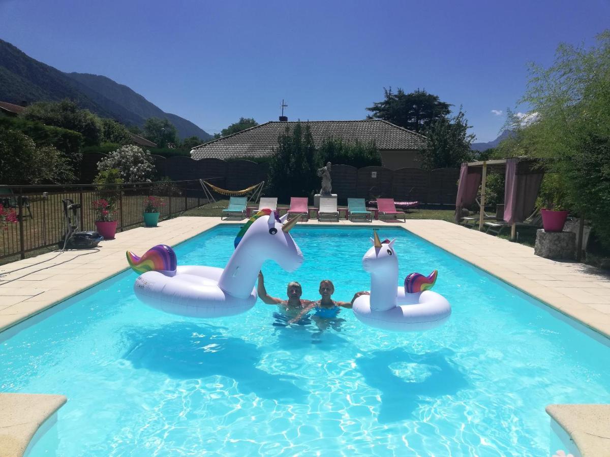 Appartement Lumineux A Voreppe Avec Piscine Zewnętrze zdjęcie